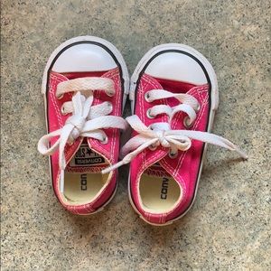 Converse toddler size 3 pink